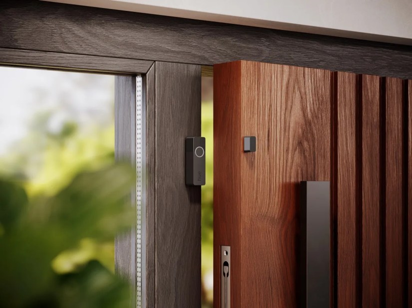 philips-hue-secure-contact-sensor