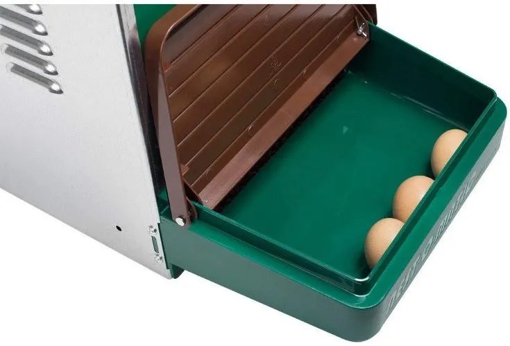 Roll Out Nesting Box with Curtains and Removable Nesting Pad for Chickens