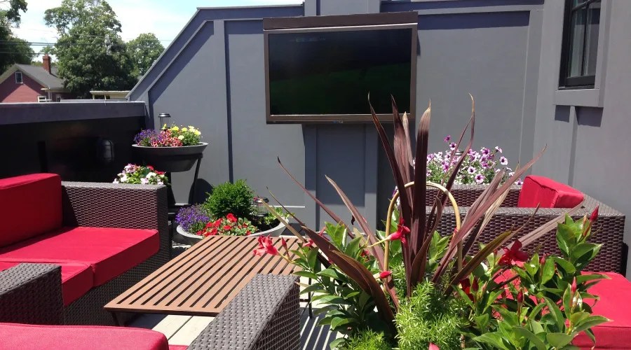 Outdoor TV room