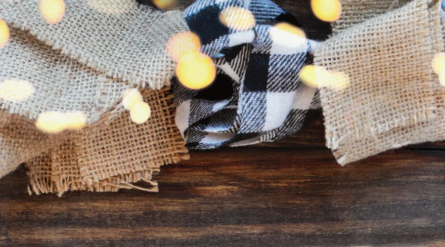 Christmas garland with bokeh lights