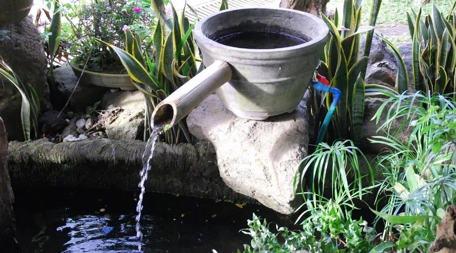 fountain pot