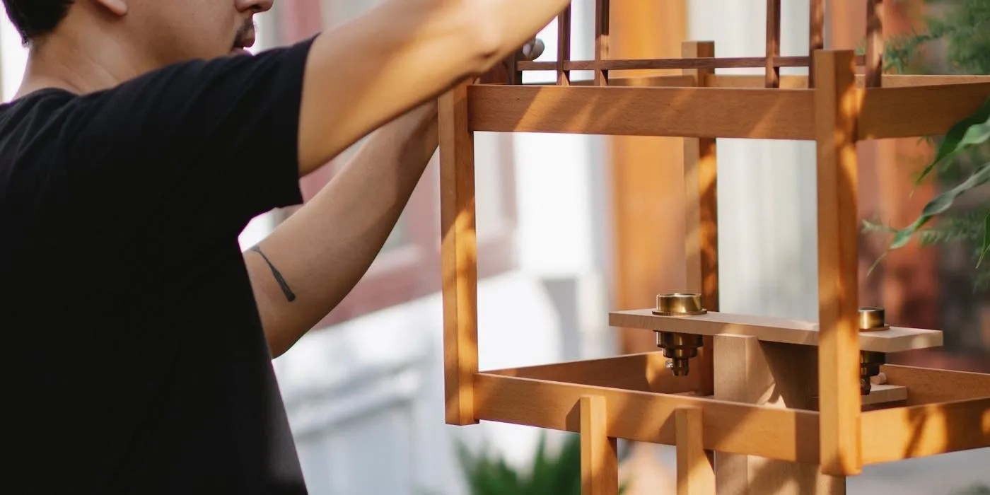 Reassembling bird house