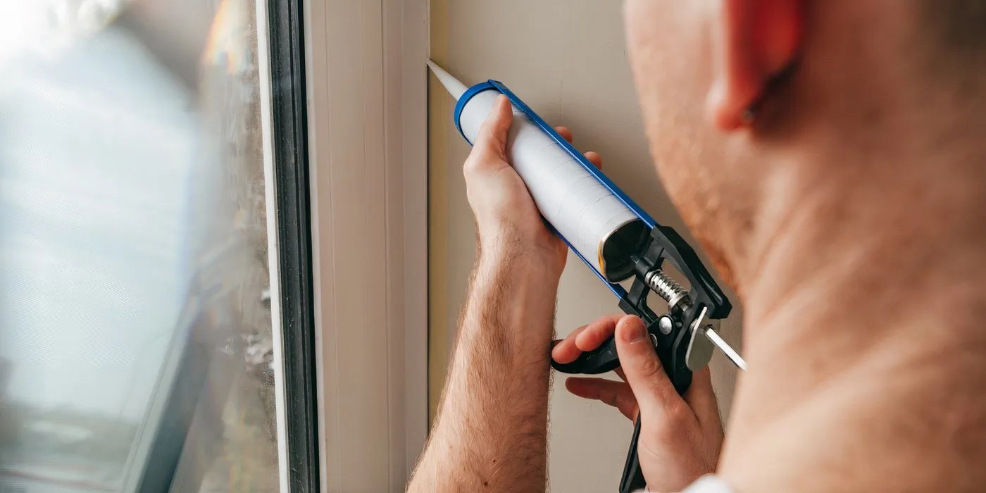 Sealing window cracks