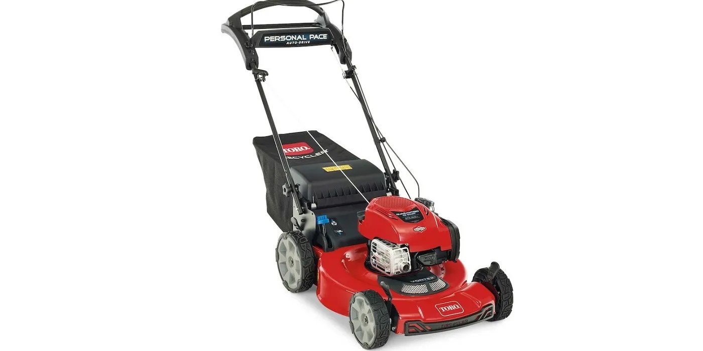 Toro Personal Pace on white