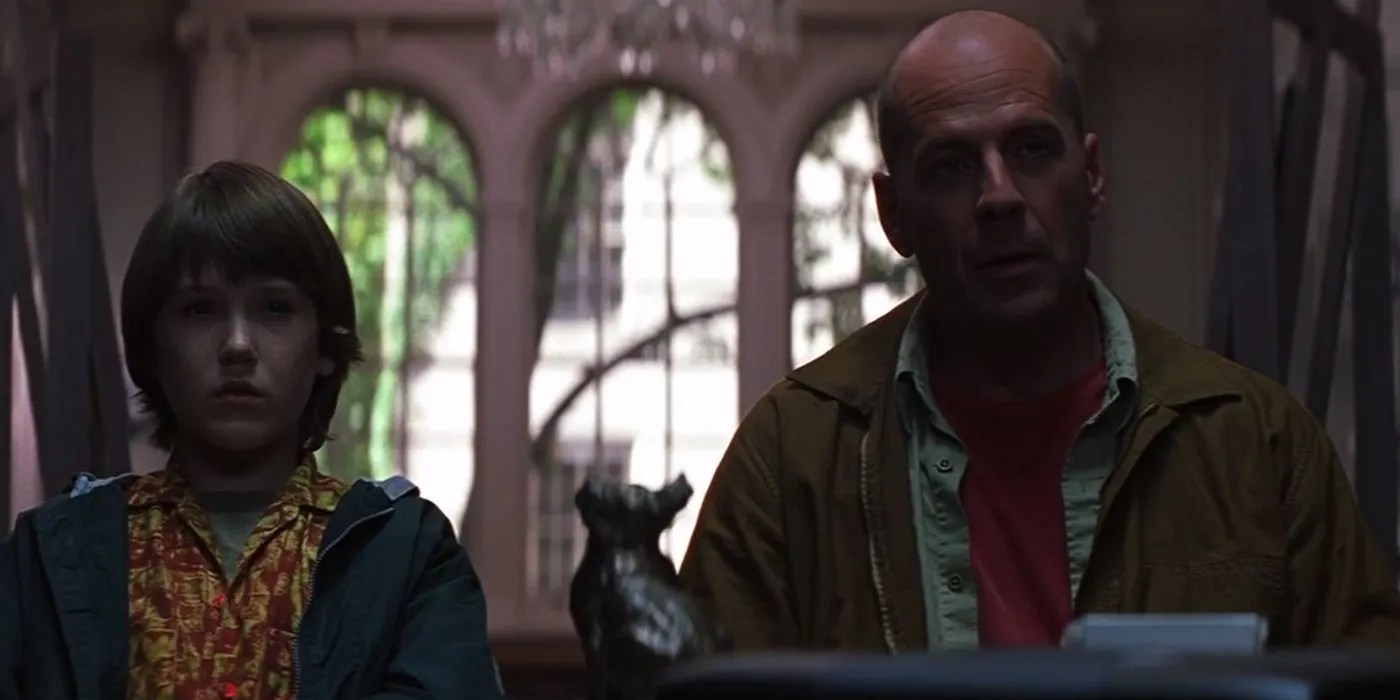 Unbreakable 15 Reasons It's The Best Superhero Origin Movie Of AllTime