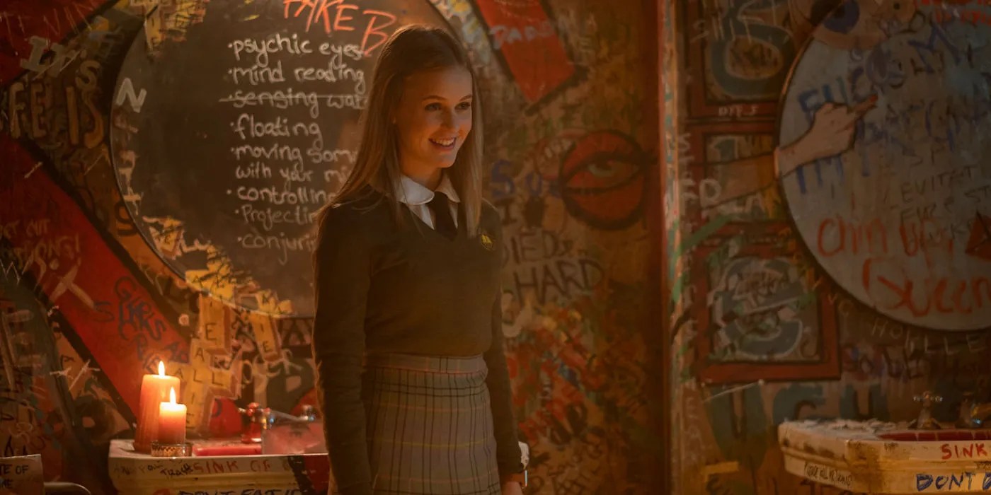 The Twilight Zone's Mean Girls Parody Has a Sinister Jean Grey Twist