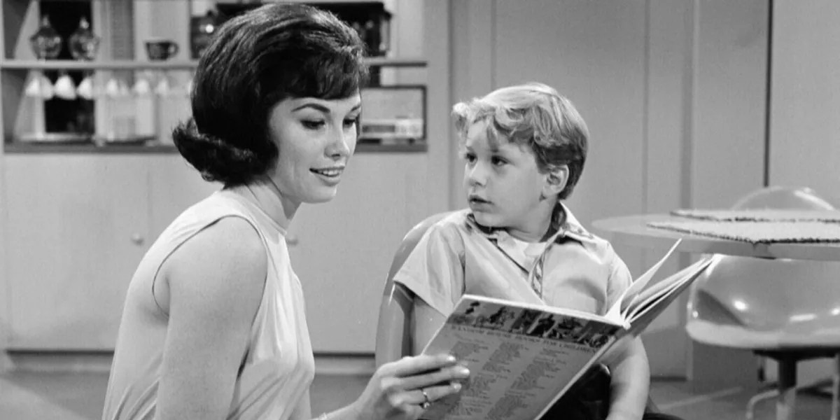 10 Most Charismatic TV Moms, Ranked