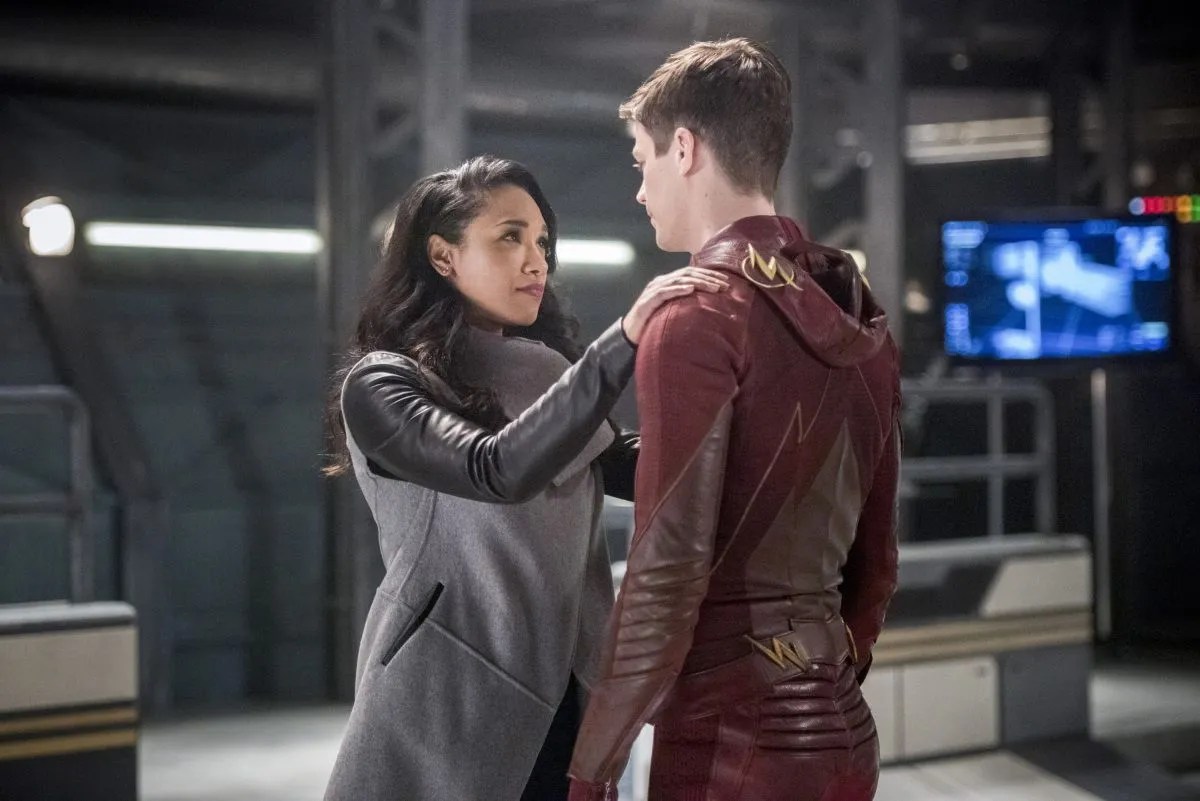 Best Arrowverse Relationships, Ranked
