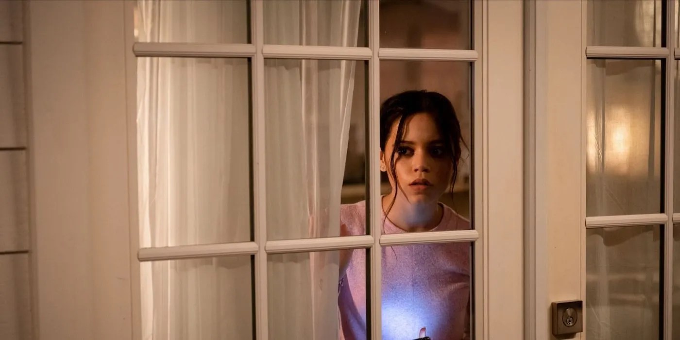 Scream 6 Jenna Ortega, Melissa Barrera & More Return for Slasher Sequel(08)