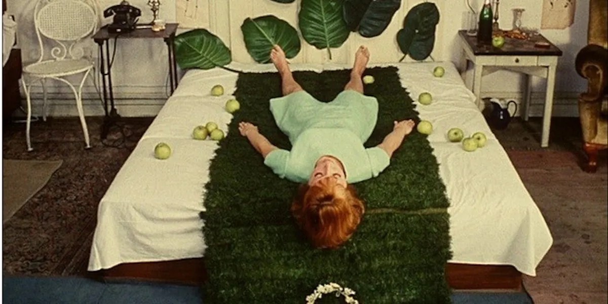 How Vera Chytilova’s Daisies Depicts Chaos as Resistance