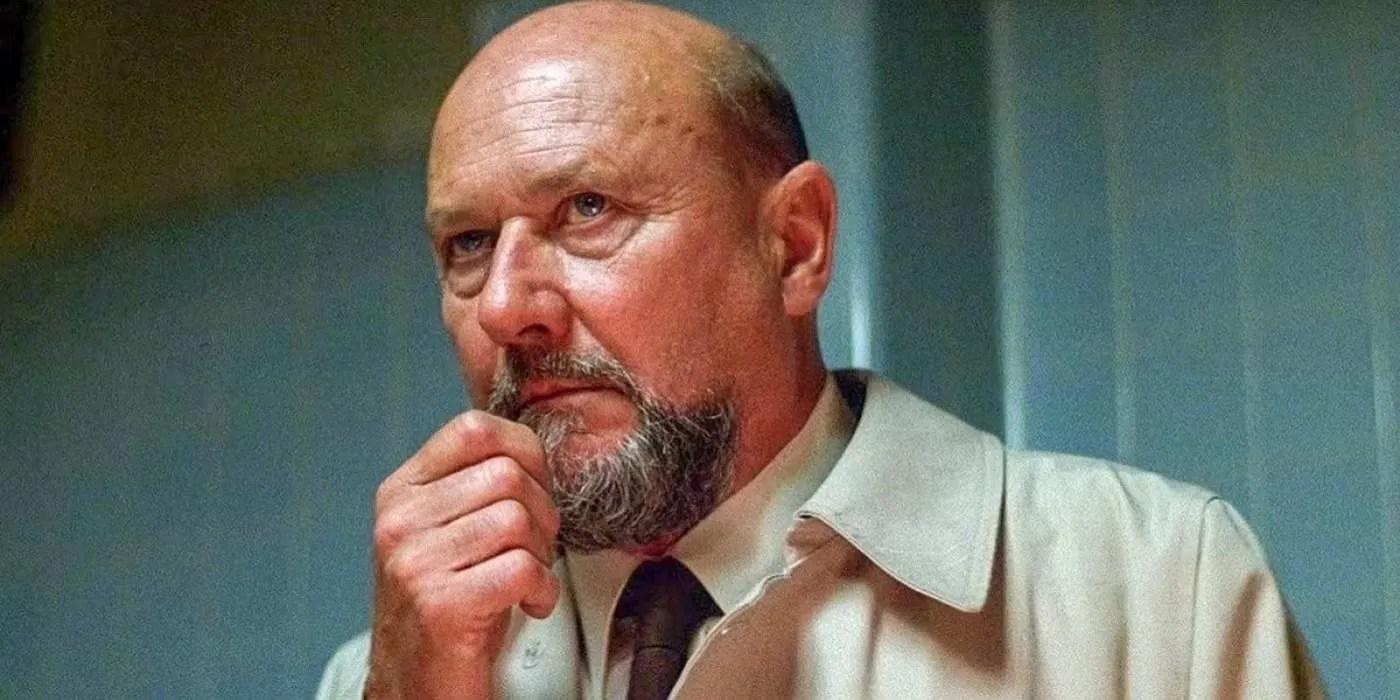 'Halloween' Dr. Loomis Faces a Threat in Trick or Treat Studios' Figure
