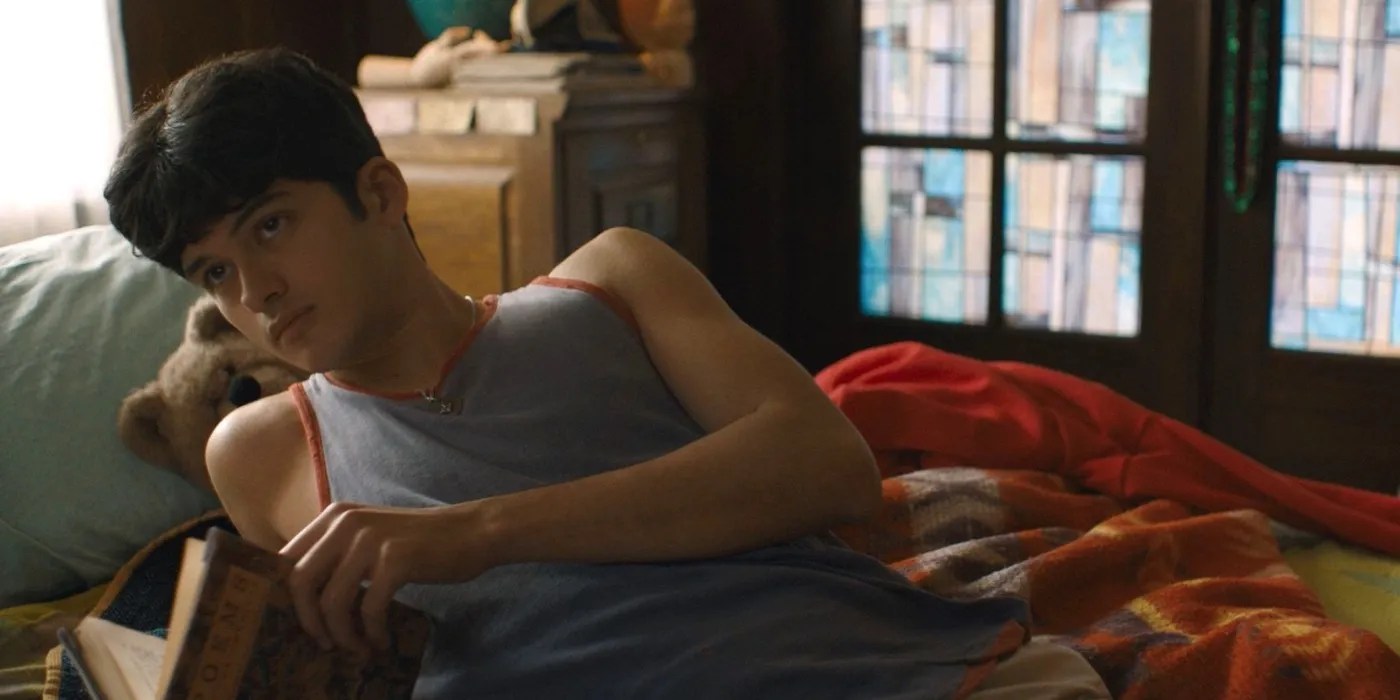 'Aristotle and Dante' Review Teen Drama Has Heart in the Right Place(04)