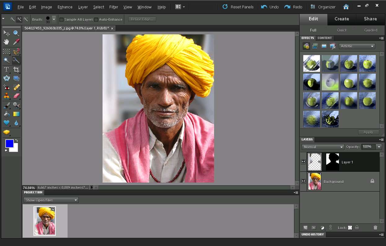 How to simulate a shallow depth of field and blur the background in
