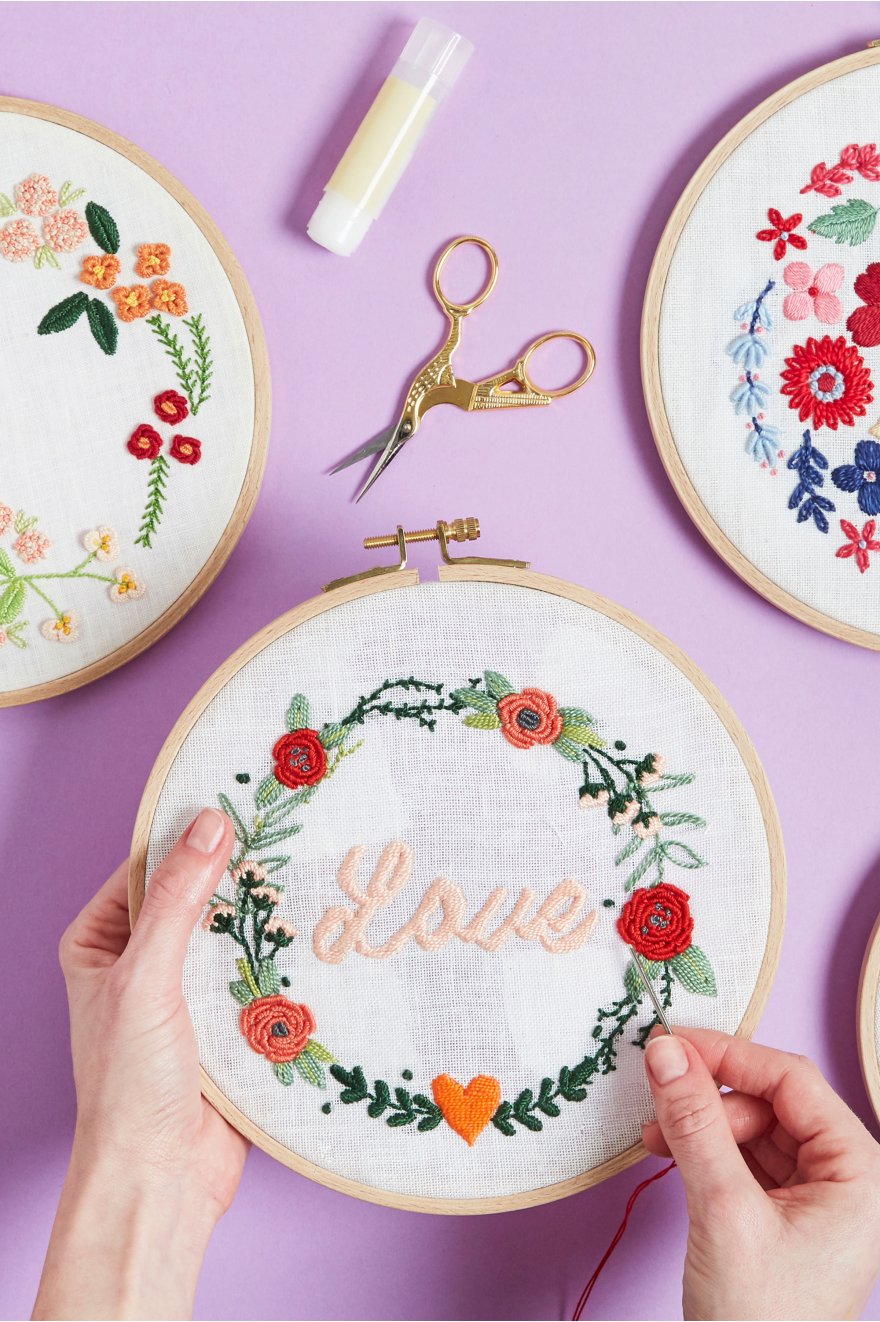Livre broderie traditionnelle n°4 Accessoires DMC