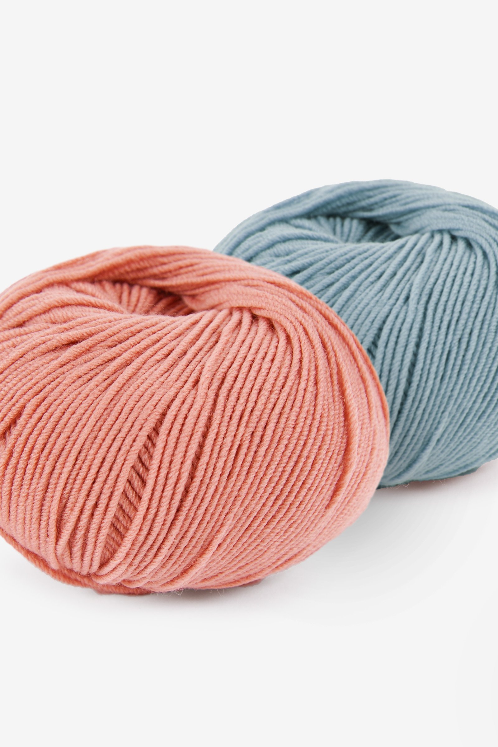 Woolly Lana merino 100 para tricot y ganchillo DMC