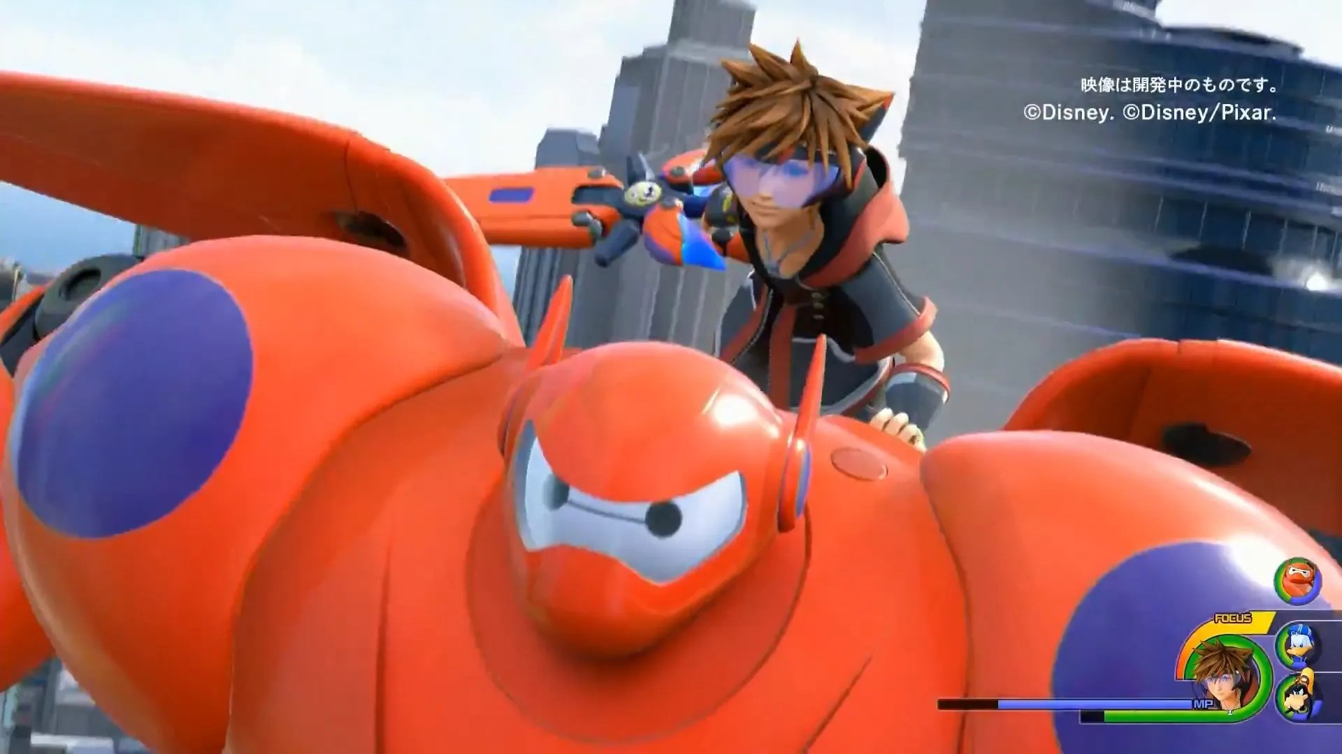 New Kingdom Hearts III Gameplay Shows Combat, Attractions, Flying on