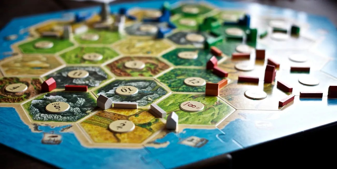 15 Games to Play If You Want to Get Into Tabletop Gaming