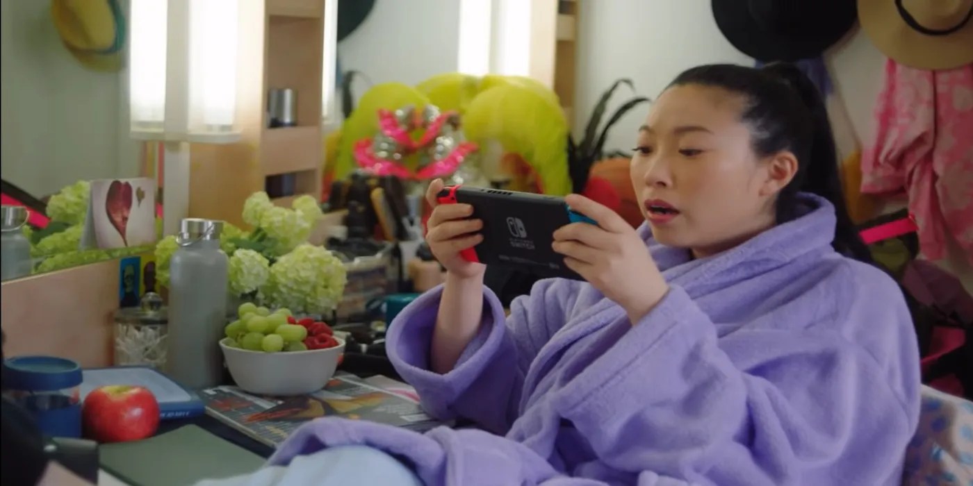 New Nintendo Switch Commercial Stars Awkwafina Game Rant