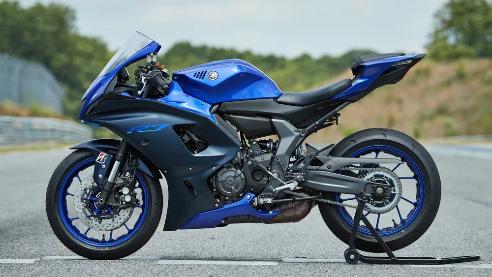 10 Things You Need To Know Before Buying A Yamaha R7