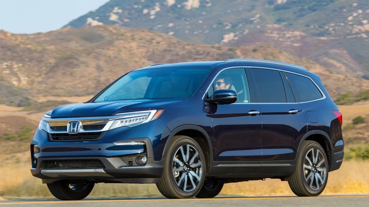 Here’s How The Toyota Highlander Stacks Up Against The Competition