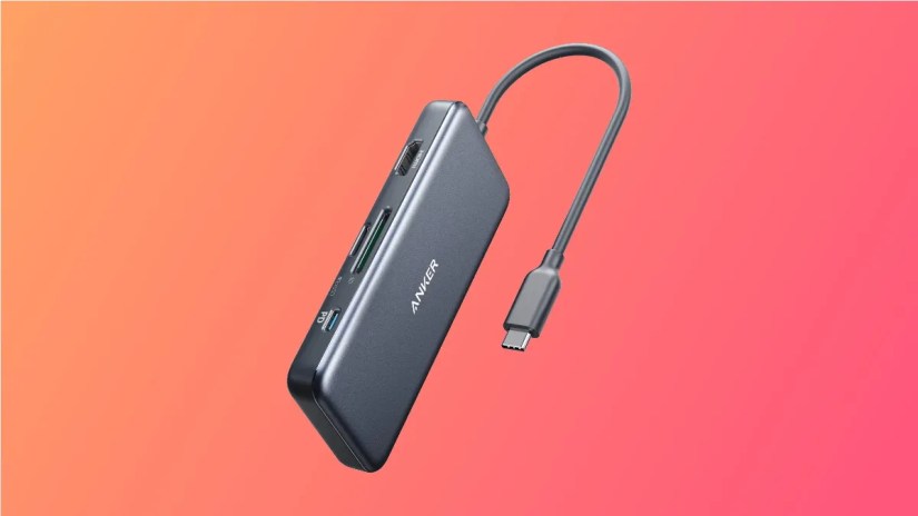 Anker 7-in-1 hub on pink background