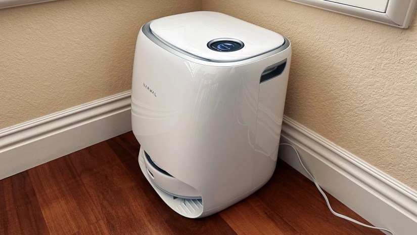 The Narwal Freo fits completely inside its docking station.