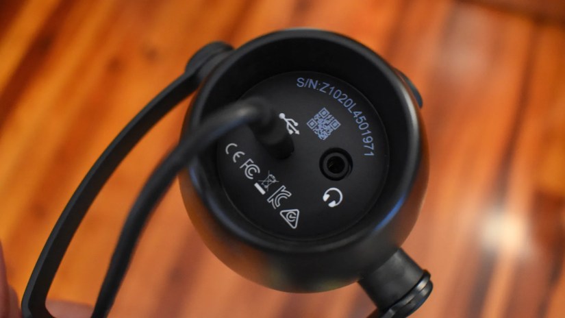 The bottom of the Bumblebee II microphone, which features a USB-C port and a headphone jack.