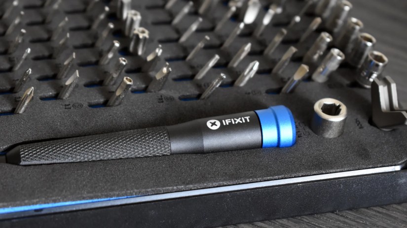 Right side of the iFixit Manta Driver toolkit