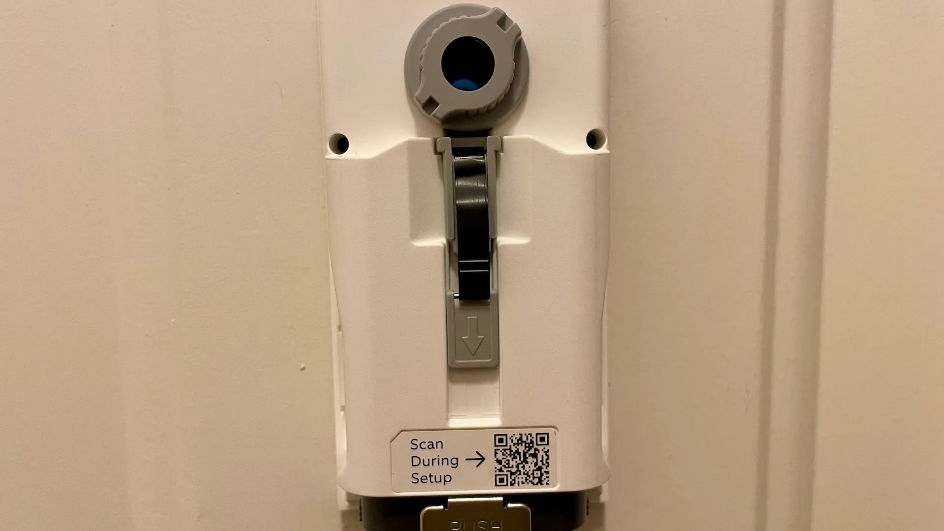 Ring Peephole Cam Review: An Instant Upgrade for Your Apartment Door