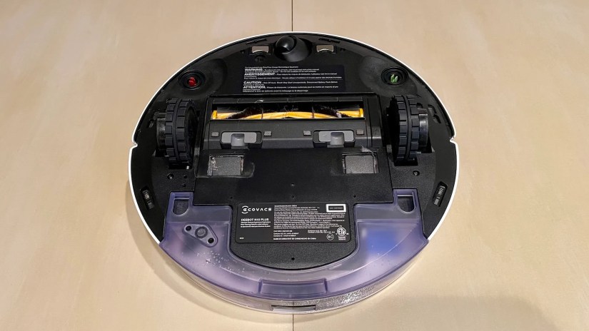 The bottom part of the Ecovacs Deebot N10 Plus.