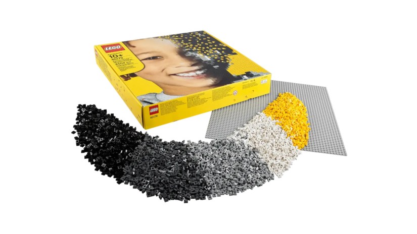 All the pieces for the LEGO Mosaic Maker are displayed.