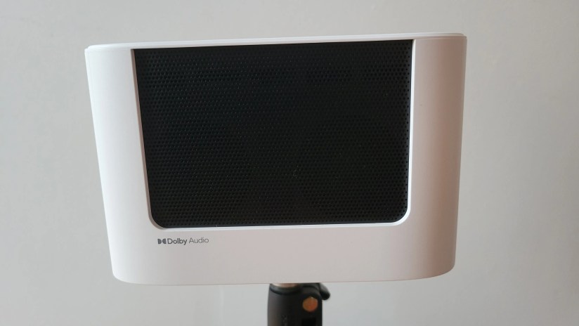 Speakers on the Dangbei Neo