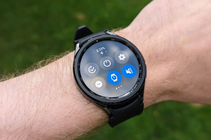 Samsung Galaxy Watch 6 Classic Quick Settings.