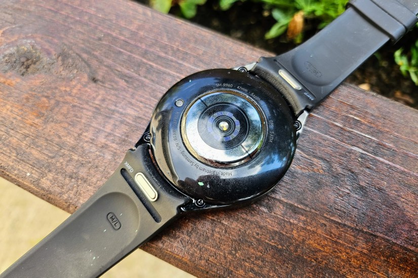Samsung Galaxy Watch 6 Classic back side.