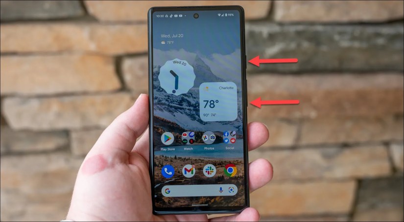 Android screenshot buttons.