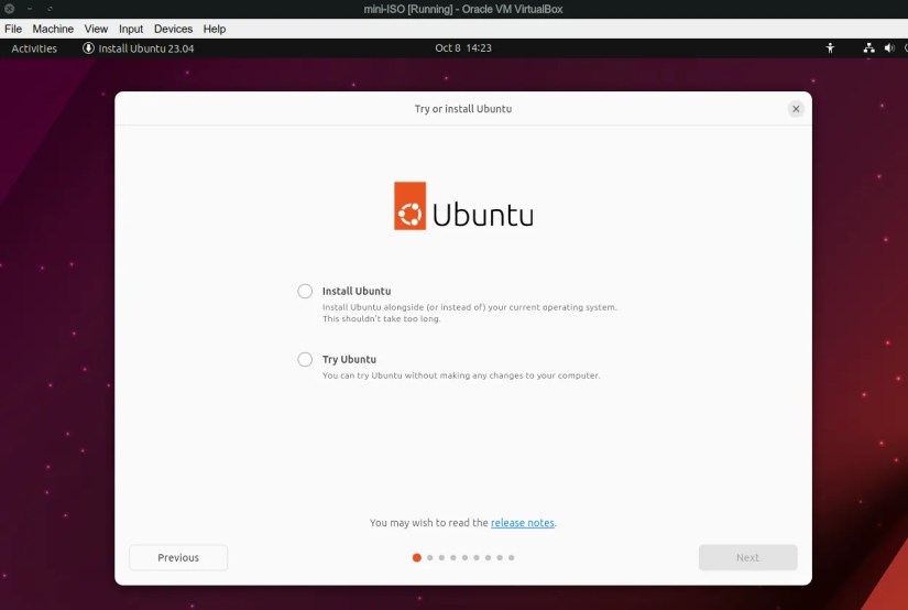 The try or install Ubuntu screen in Lunar Lobster