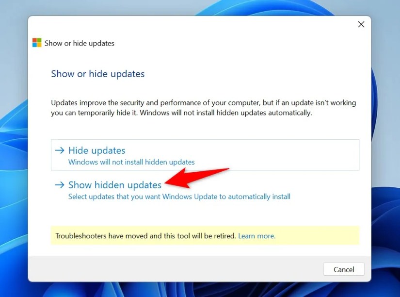 &lsquo;Show Hidden Updates&rsquo; highlighted on the Show or Hide updates window.