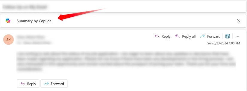 Summarizing an email using Copilot.