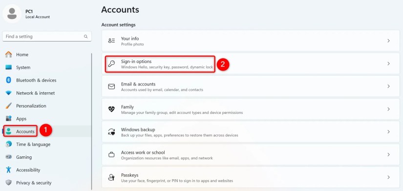 &lsquo;Accounts&rsquo; and &lsquo;Sign-In Options&rsquo; highlighted in Windows 11 Settings.