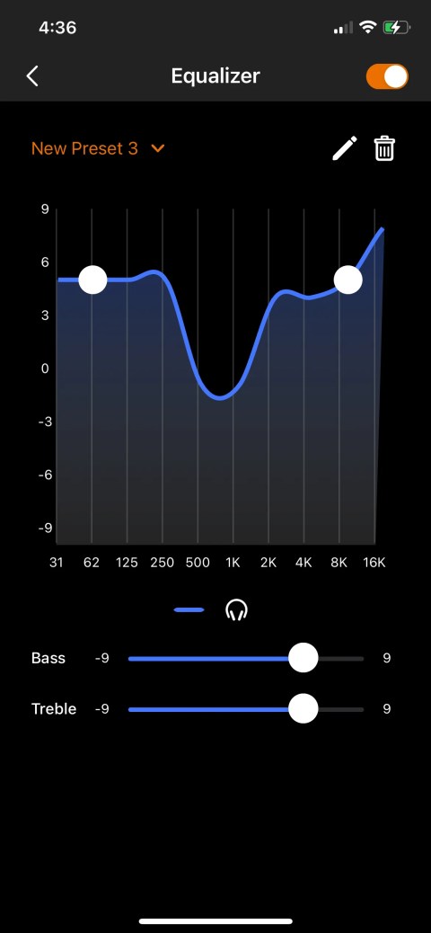 A custom EQ profile in the Creative Labs app