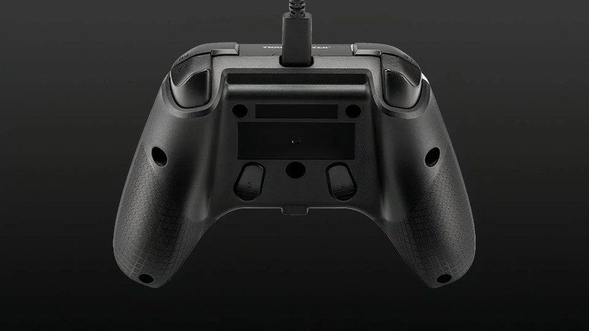 Rear view of Thrustmaster&rsquo;s Heart controller with remappable buttons.