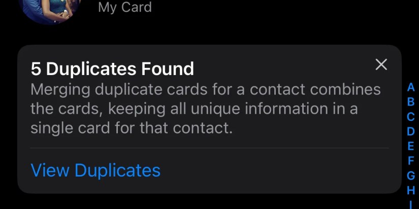 Duplicate contacts found on iPhone.