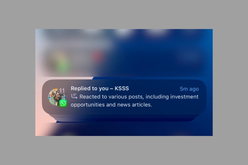 Screenshot of the Notification Summaries feature in action on an iPhone&rsquo;s lock screen.