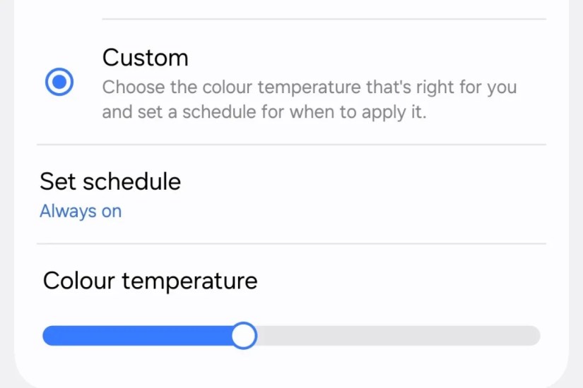 Screenshot of the custom eye comfort shield option in the Display settings on the Galaxy S25.