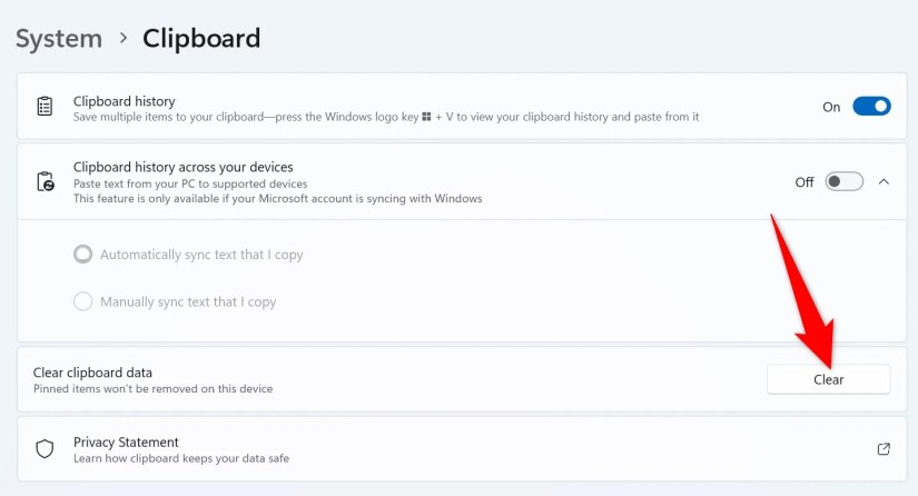 &ldquo;Clear&rdquo; highlighted on the &ldquo;Clipboard&rdquo; screen.