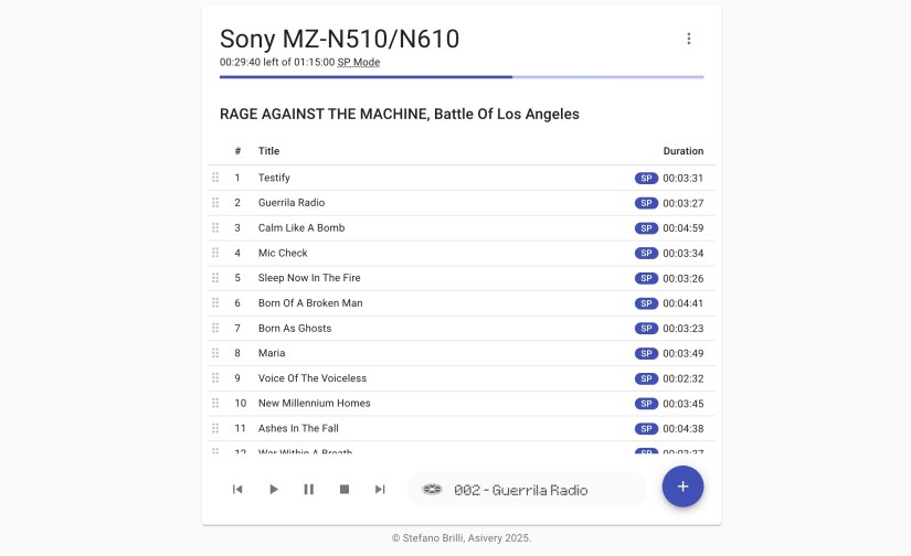 A MiniDisc contents listed in a web browser, with playback controls.