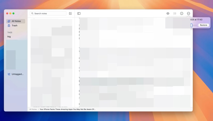 Restoring a note to a previous version in Simplenote on a Mac.