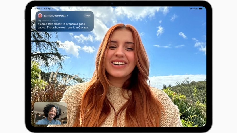 Screenshot of the Live Translation feature on FaceTime in iPadOS 26.