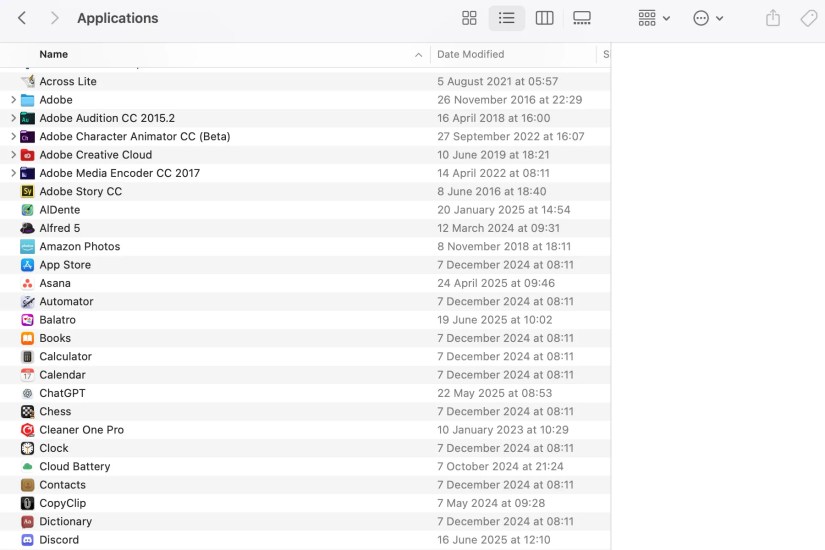 Applications in the Applications folder on Mac.