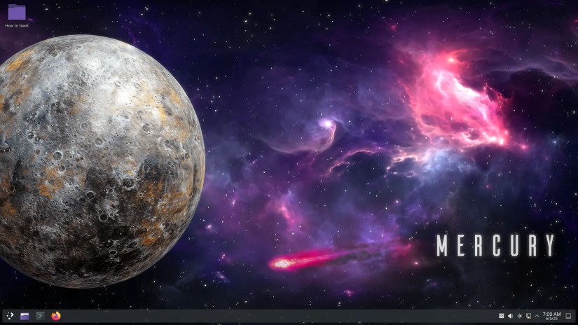 EndeavourOS desktop overview.